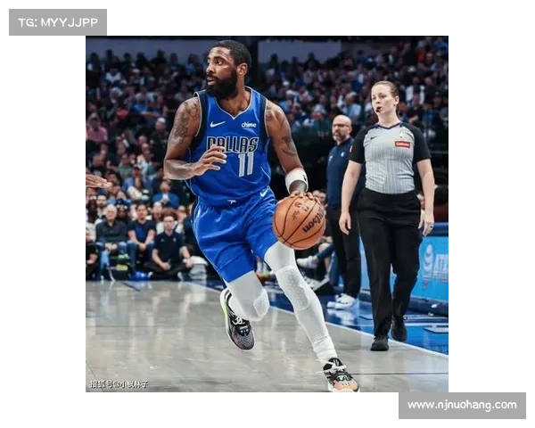NBA最惨背景帝,被欧文两次晃倒而出名,最后还惨遭小乔丹隔扣 NBA最惨背景帝,被欧文两次晃倒而出名,最后还惨遭小乔丹隔扣