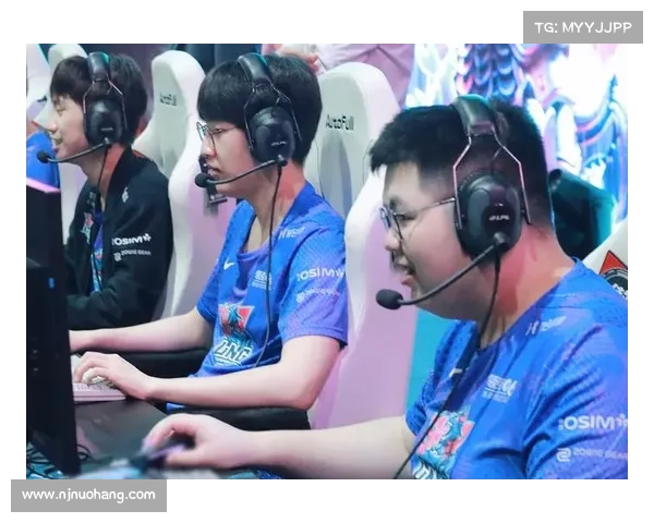 TES迎战FNC!BO1关键之战!小奶油发挥成为胜负手! TES迎战FNC!BO1关键之战!小奶油发挥成为胜负手!